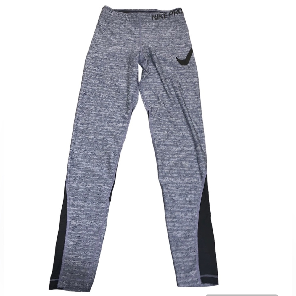 Nike Pro Women’s Leggings